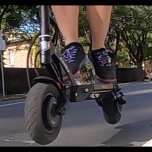 Electrikli Scooter İnceleme - Kaabo Mantis 10 Pro